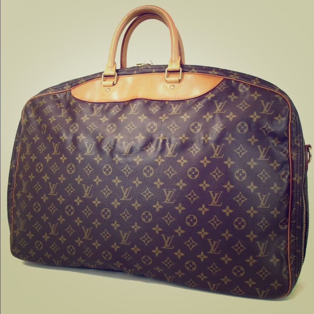 💤Sold💤🆘Auth Louis Vuitton Alize De Poche Travel Bag
